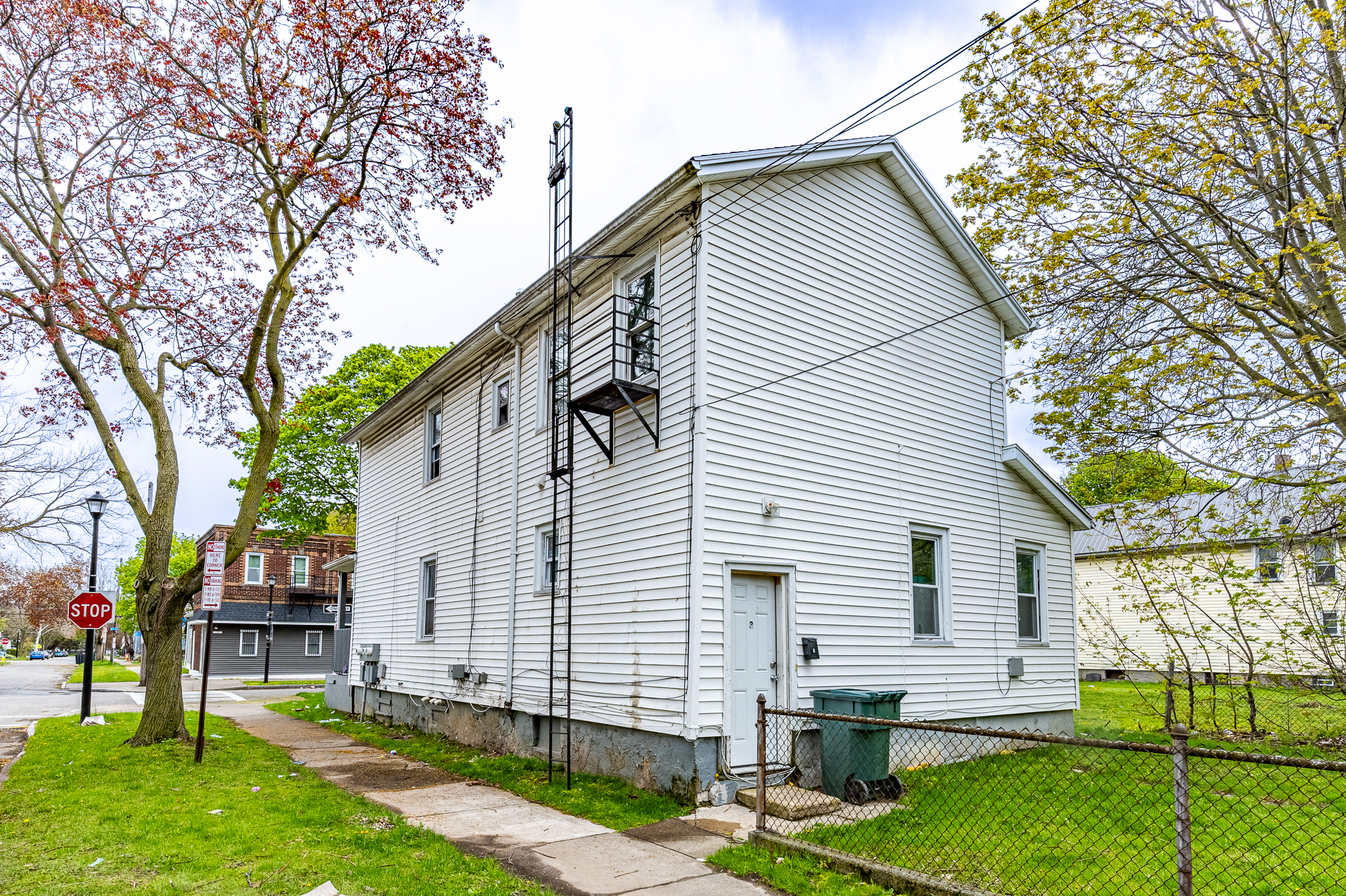 Property thumbnail image